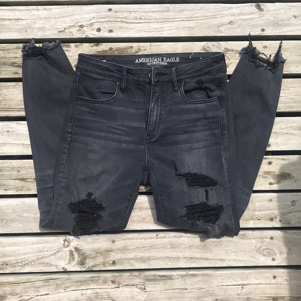 American Eagle black jeans with holes size 8